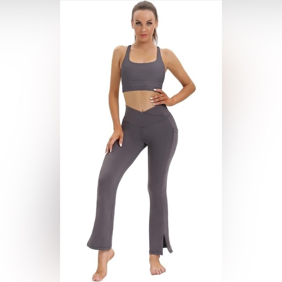 NWT Women's Bootcut Yoga Pants with Pockets Sz M or L - Picture 3 of 10